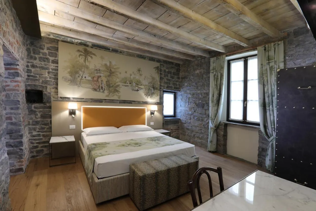 Suites&Atelier Lake Como 0*,  Italy