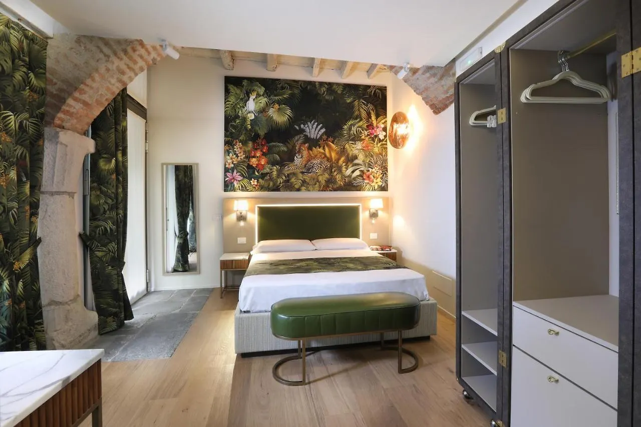 Suites&Atelier Lake Côme 0*,